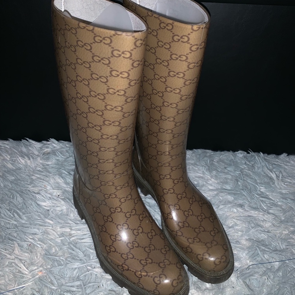 Gucci rain boots